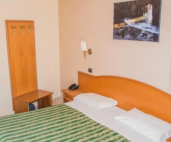 酒店 San Giorgio 3*